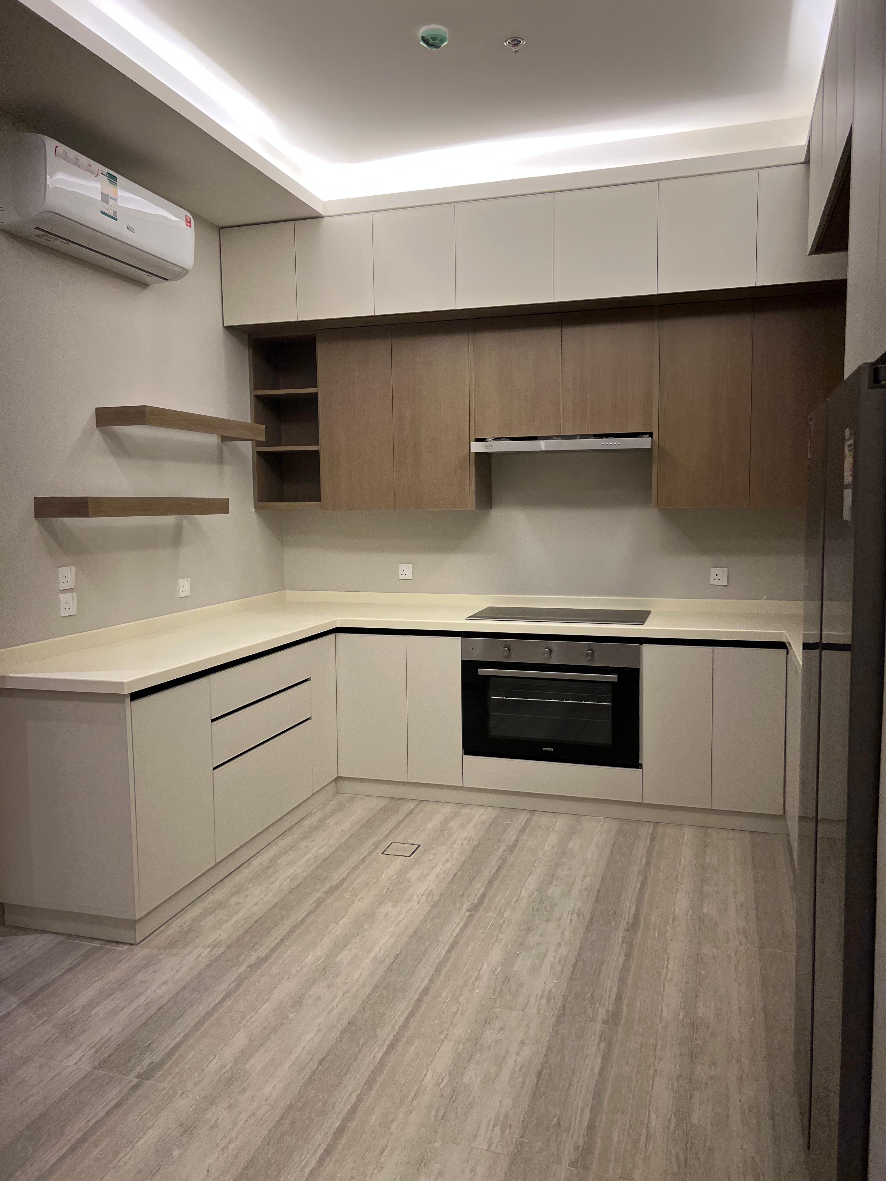 **Luxury Apartment for Rent in King Fahd District - Ground Floor** 🏡